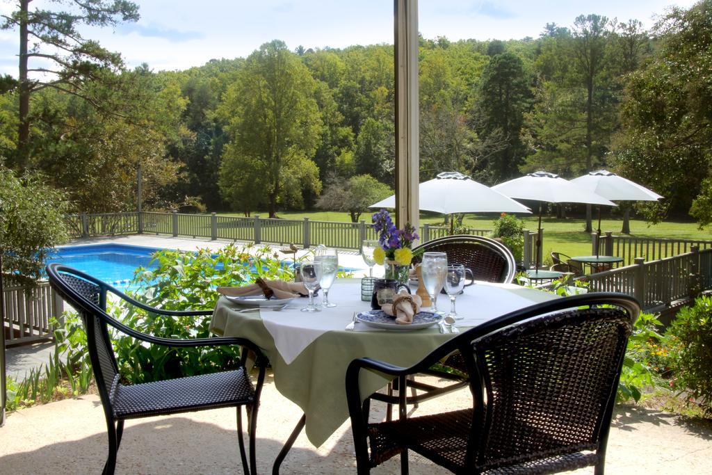 Glen-Ella Springs Hotel & Restaurant Clarkesville Bagian luar foto