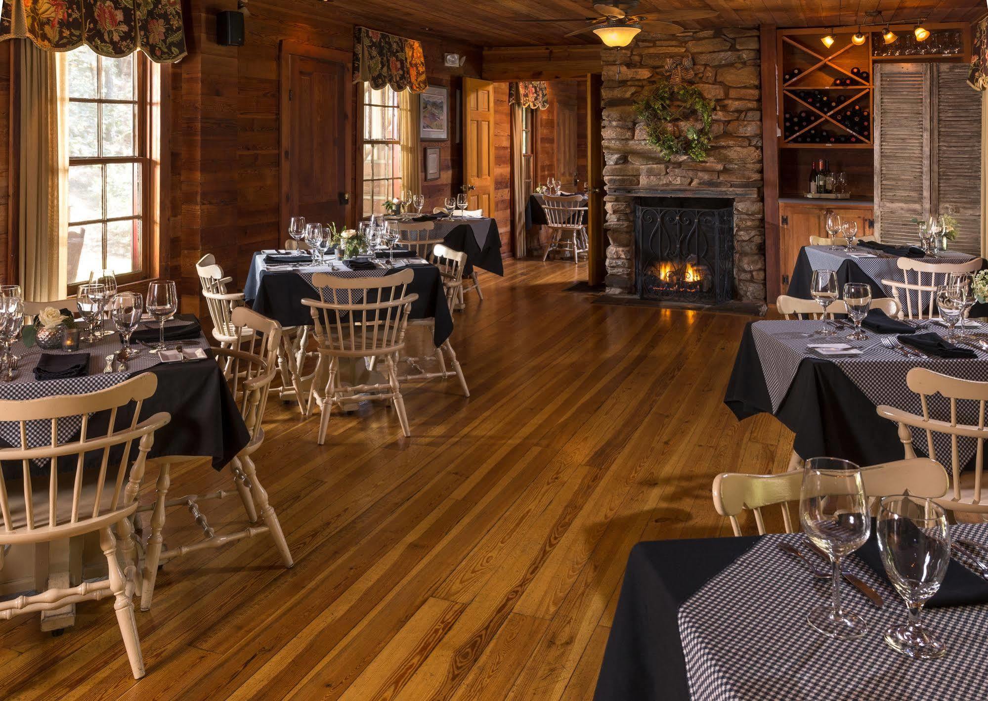Glen-Ella Springs Hotel & Restaurant Clarkesville Bagian luar foto