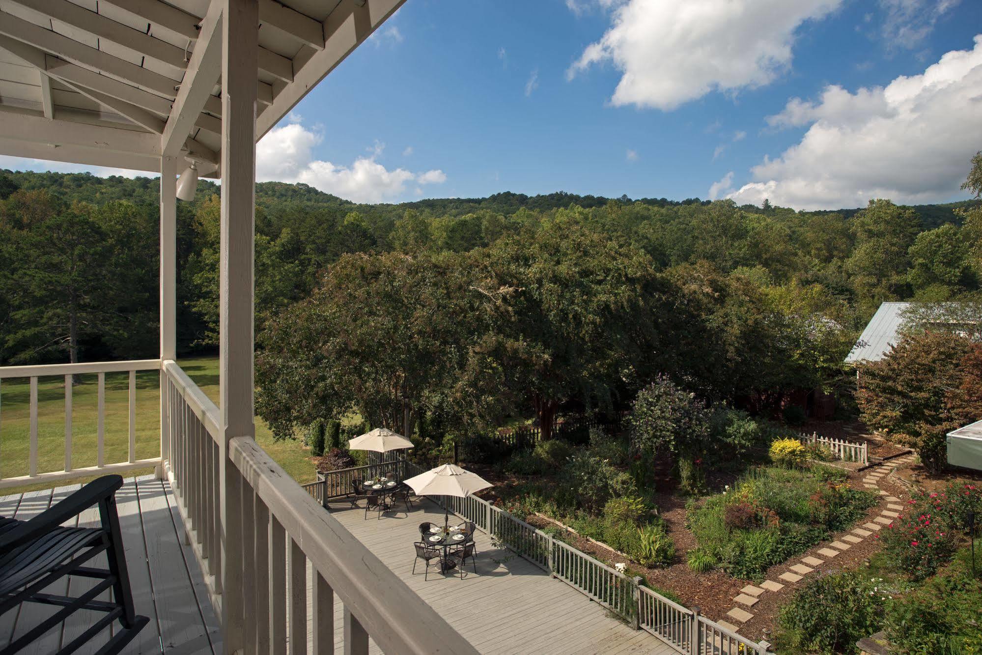 Glen-Ella Springs Hotel & Restaurant Clarkesville Bagian luar foto