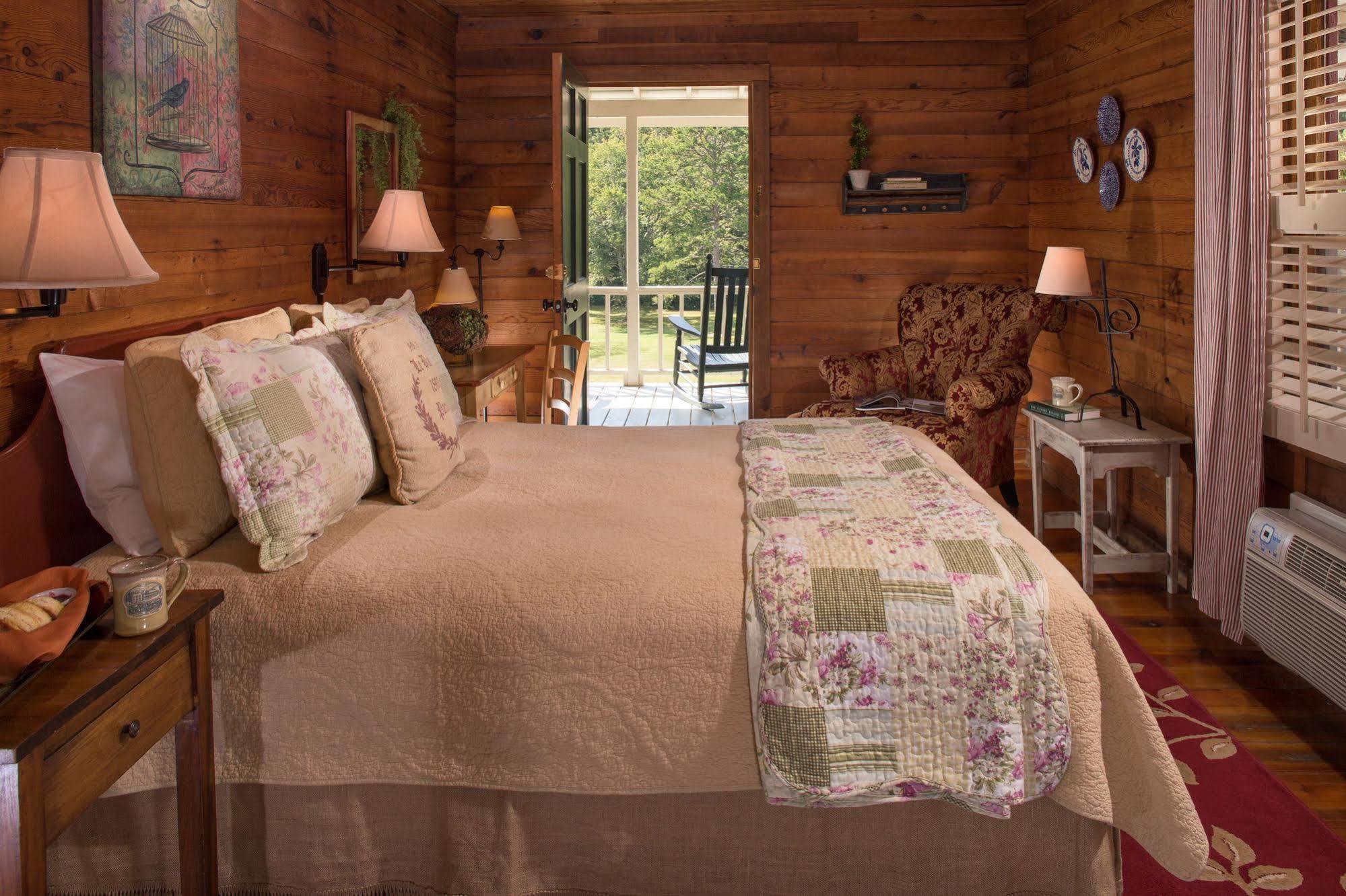 Glen-Ella Springs Hotel & Restaurant Clarkesville Bagian luar foto